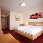 Hotel Schmittenhohe 3*